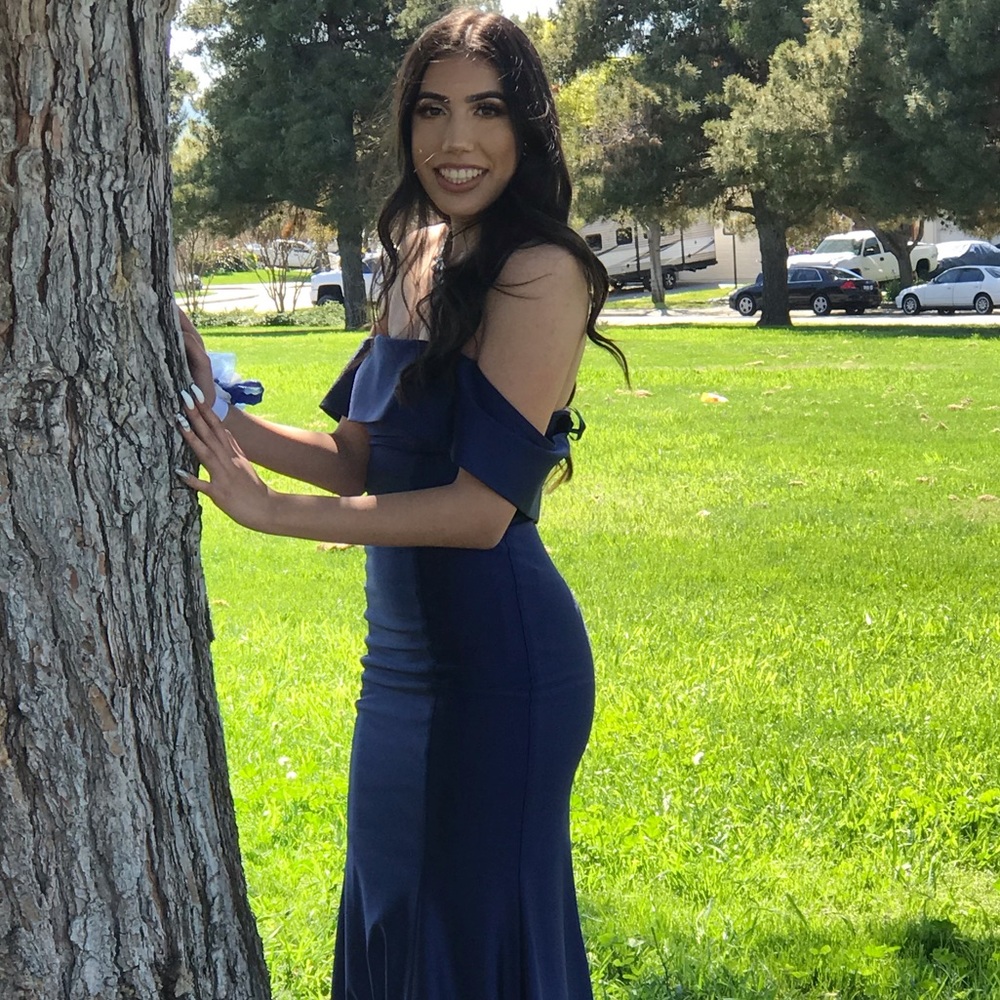 Meet your Posher, Milagros